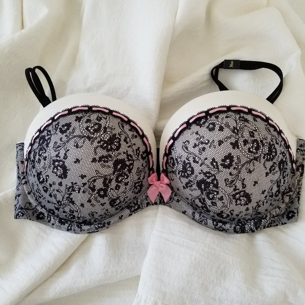 NWT Victoria's Secret Bra